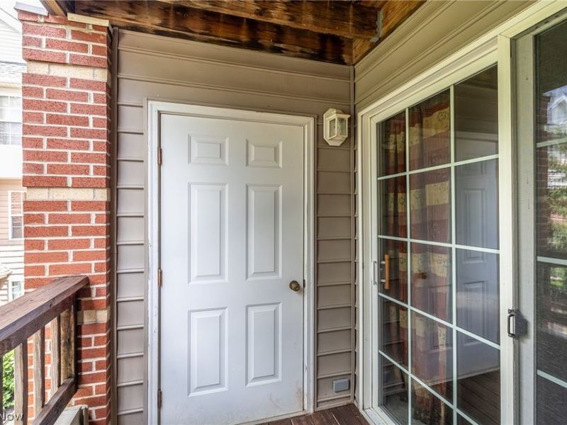 23004 Chandlers Lane, Unit 220, Olmsted Falls, OH 44138 Photo 23