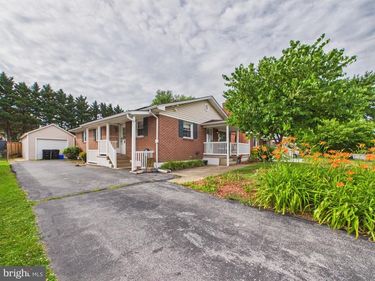 225 FOX DRIVE, WINCHESTER, VA 22601
