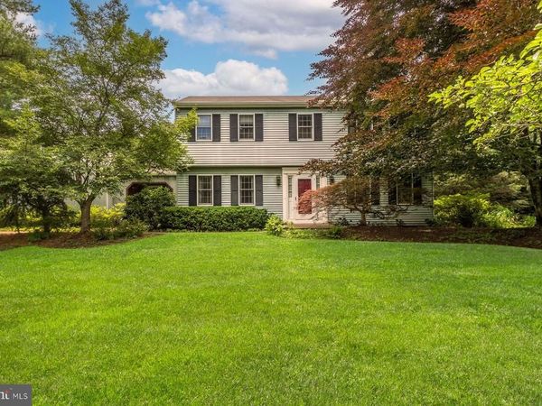 5780 VILLAGE LANE , DOYLESTOWN, PA 18902