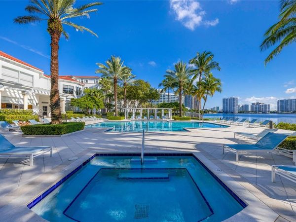 3255 NE 184th St , Unit 12112, Aventura, FL 33160