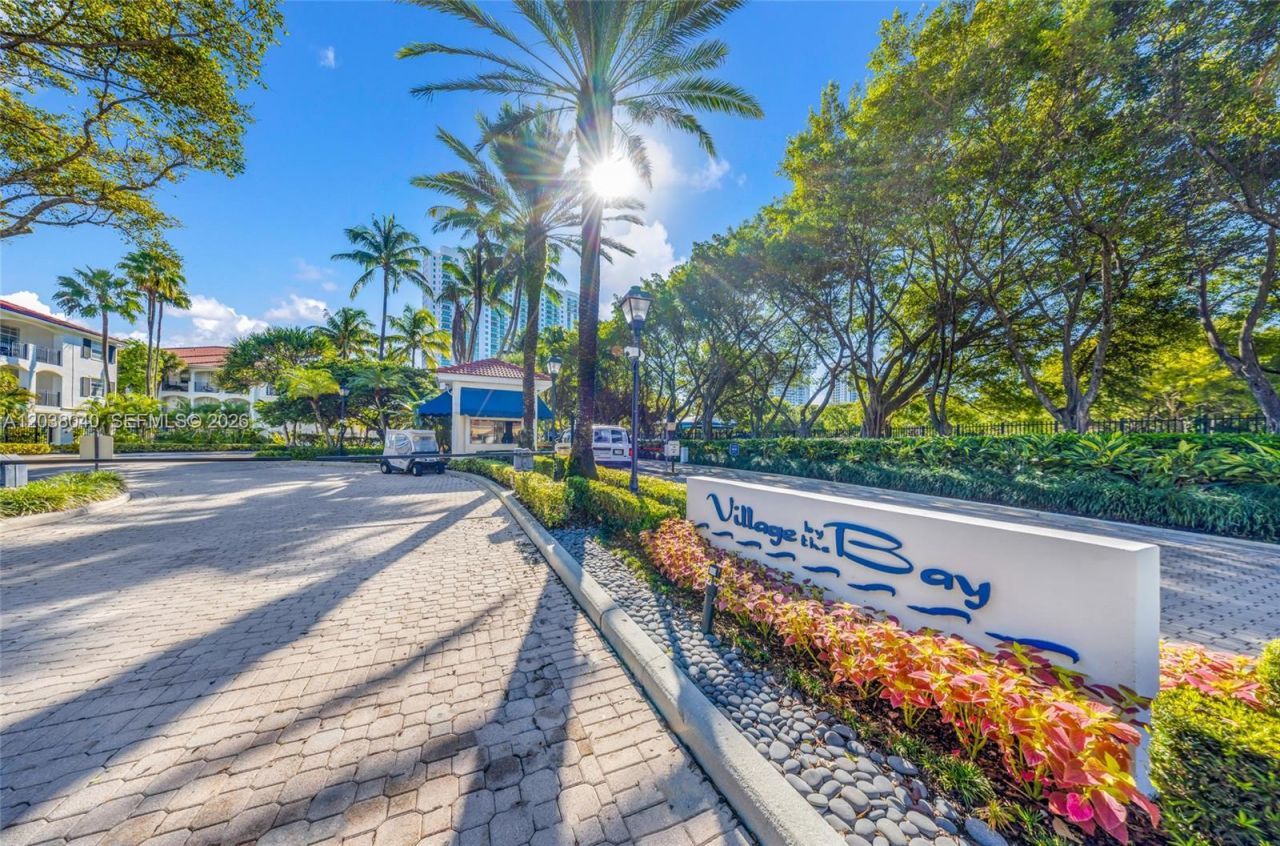 3255 NE 184th St , Unit 12112, Aventura, FL 33160 Photo