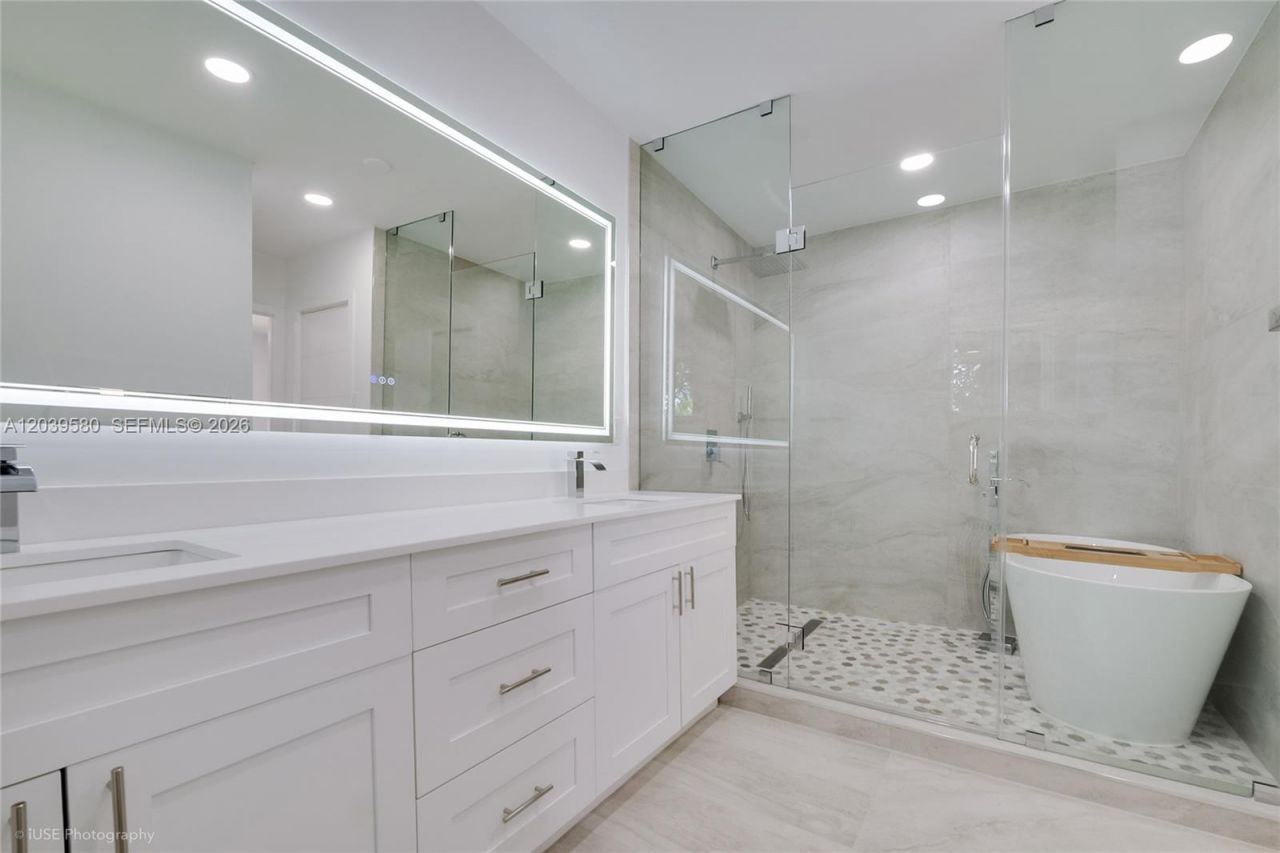 6250 SW 62 Pl, South Miami, FL 33143 Photo