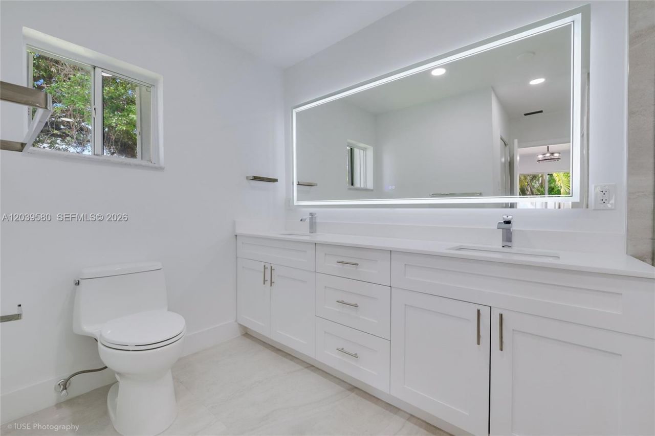 6250 SW 62 Pl, South Miami, FL 33143 Photo