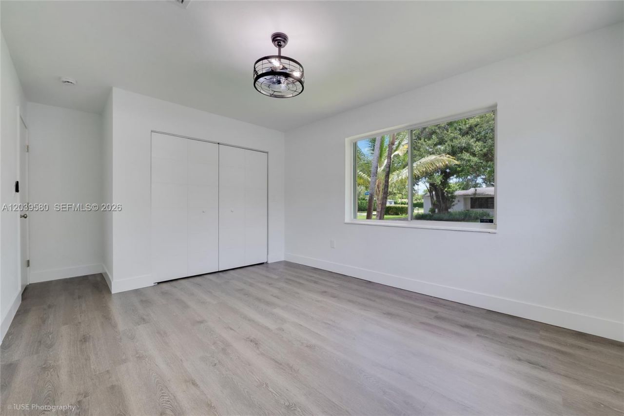 6250 SW 62 Pl, South Miami, FL 33143 Photo