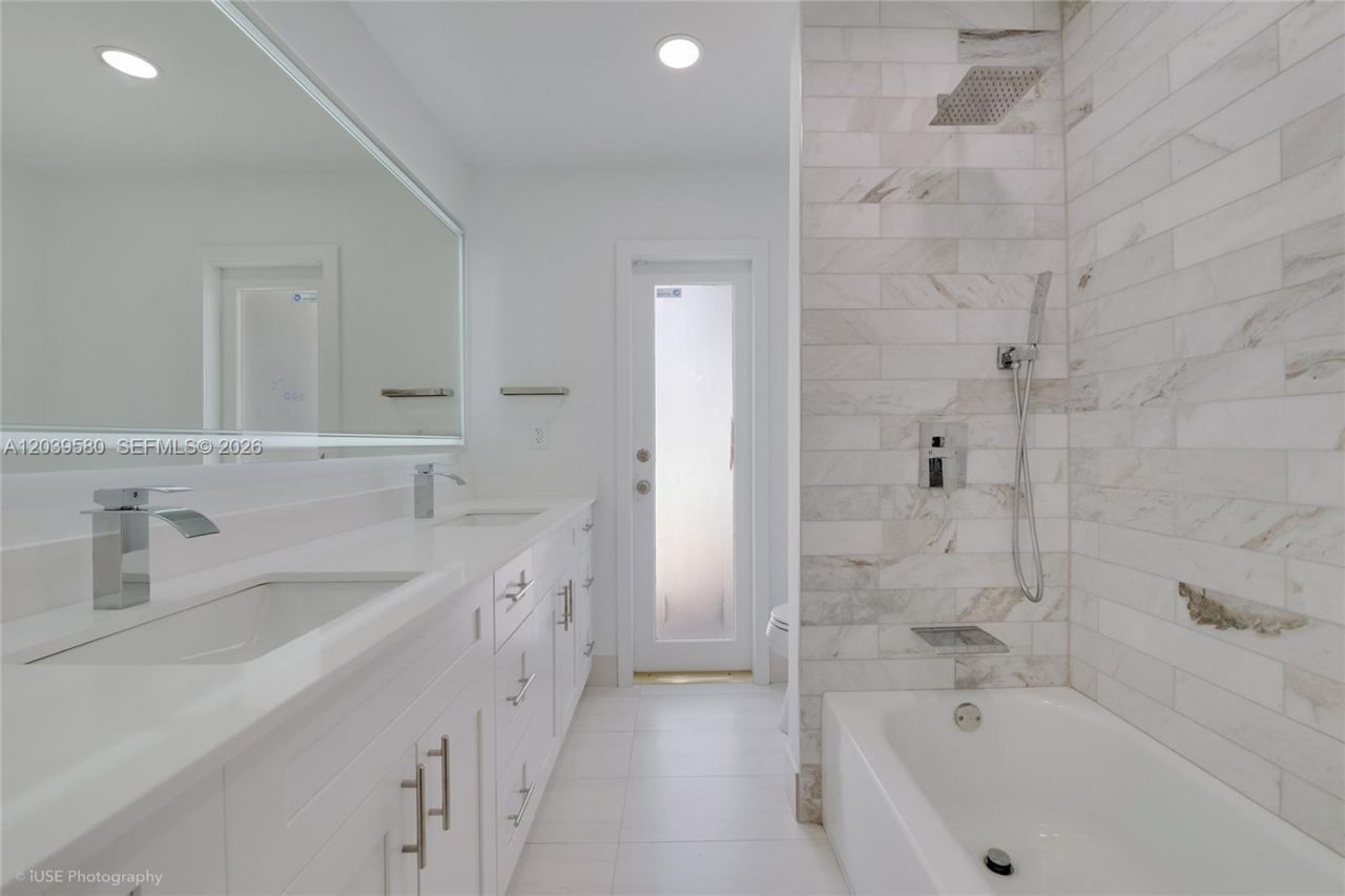 6250 SW 62 Pl, South Miami, FL 33143 Photo