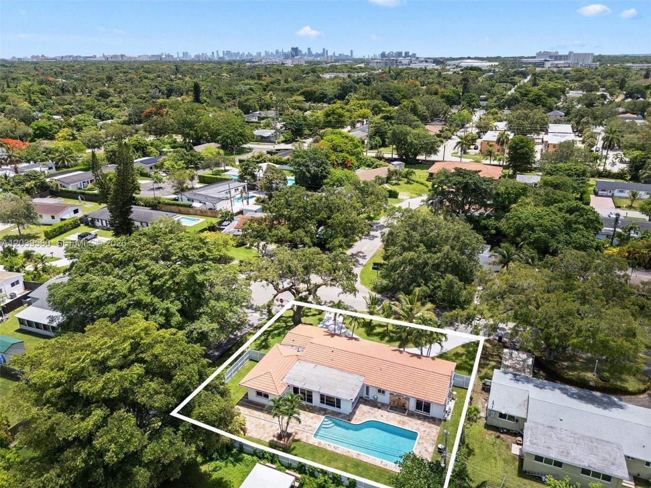 6250 SW 62 Pl, South Miami, FL 33143 Photo