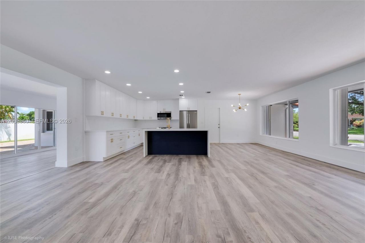 6250 SW 62 Pl, South Miami, FL 33143 Photo