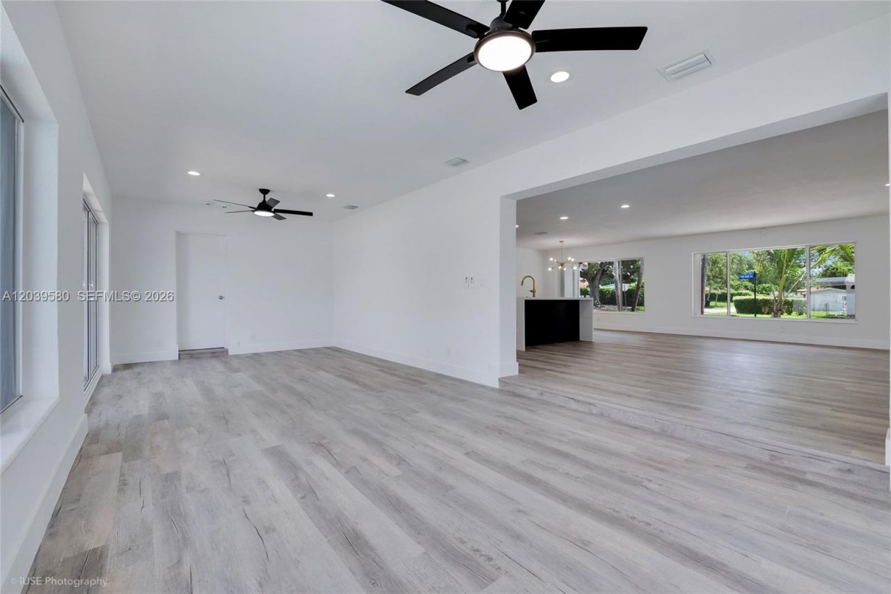 6250 SW 62 Pl, South Miami, FL 33143 Photo