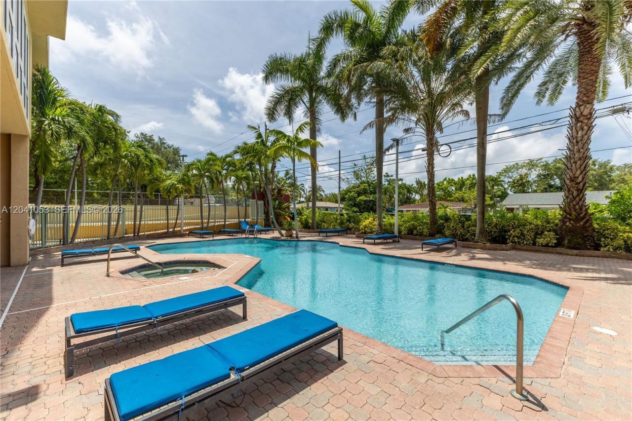 3500 Coral Way, Unit PH 109 / 1, Miami, FL 33145 Photo