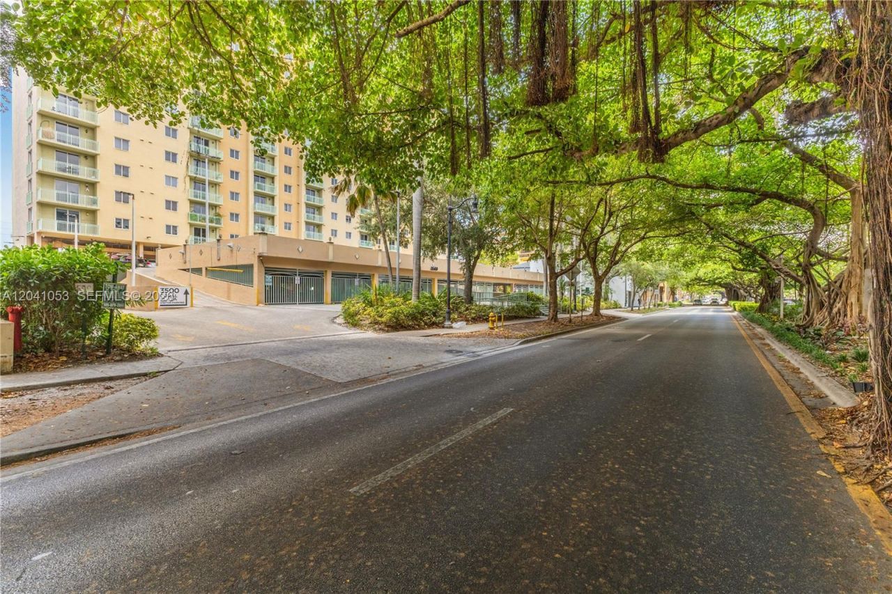 3500 Coral Way, Unit PH 109 / 1, Miami, FL 33145 Photo
