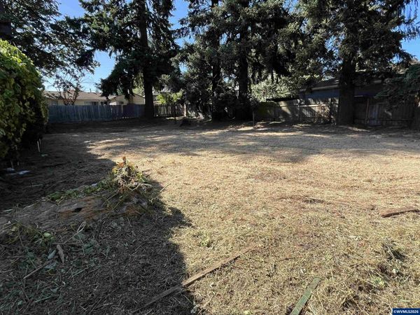 531 Riverview Dr NW, Salem, OR 97304