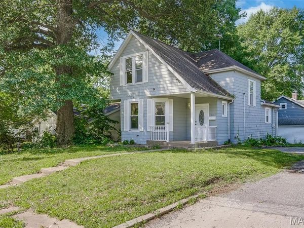 315 N Virginia Avenue, Belleville, IL 62220