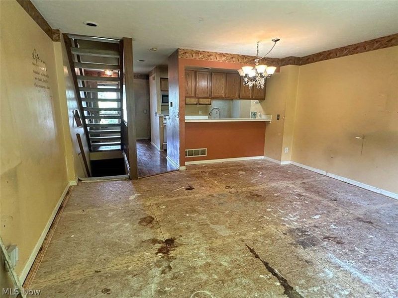 2450 Wrens Drive S, Stow, OH 44224 Photo 6