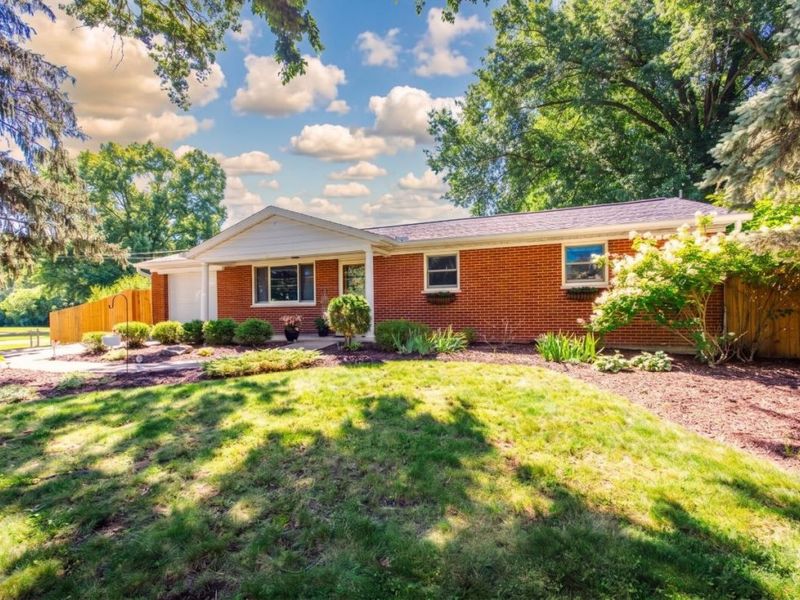 451 Beech Tree Lane, Union Twp, OH 45244 Photo 2