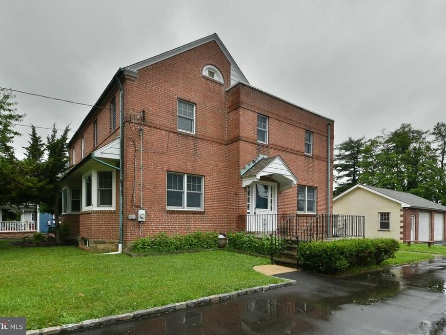 27 Bysher Avenue, Flourtown, PA 19031 Main Photo