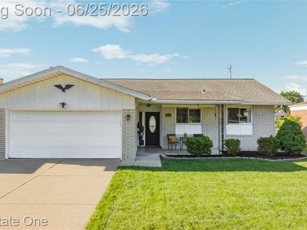 12235 Brougham Drive, Sterling Heights, MI 48312