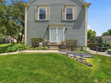 1319 Wagon Wheel Lane, Rochester Hills, MI 48306