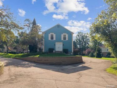 1319 Wagon Wheel Lane, Rochester Hills, Mi 48306