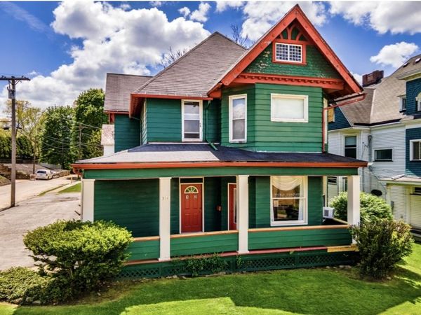 334 E State Street, Sharon, PA 16146