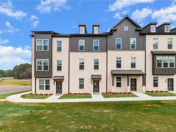 1903 Daybreak Lane , Newnan, GA 30265
