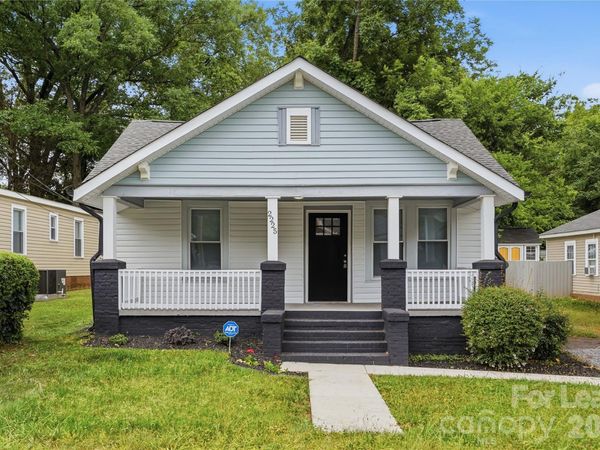 2225 Tate Street , Charlotte, NC 28216