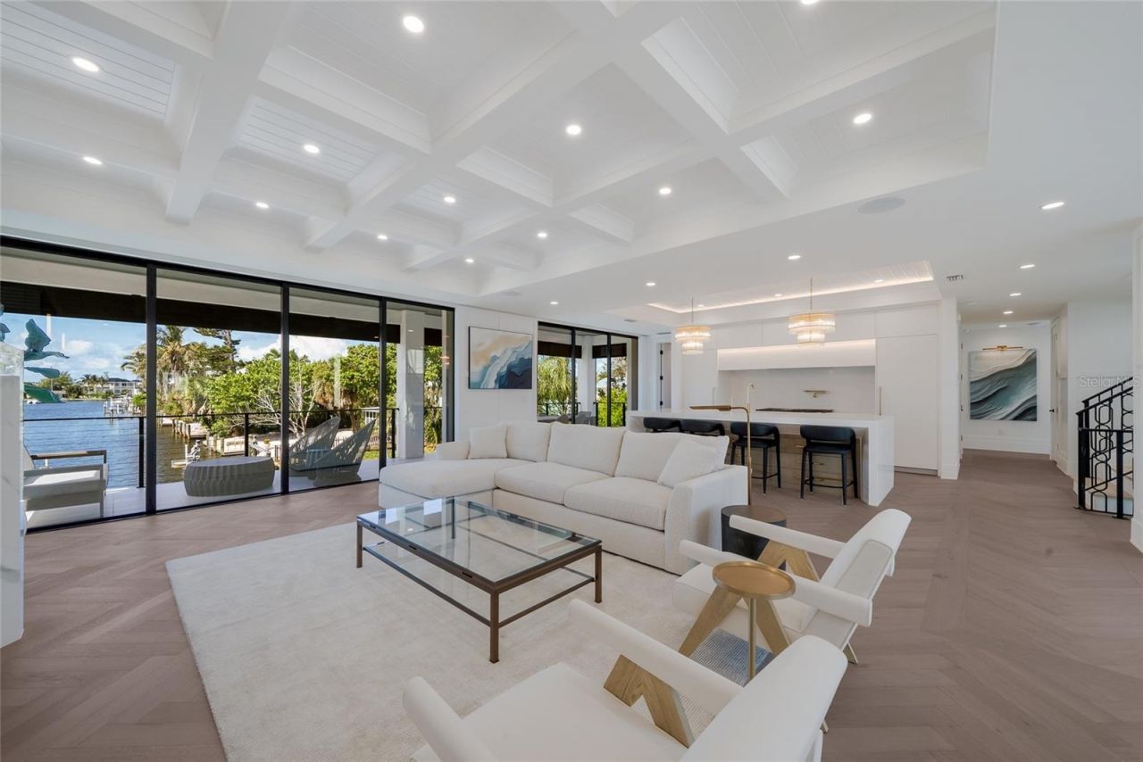 703 S Bay Boulevard, Anna Maria, FL 34216 Photo