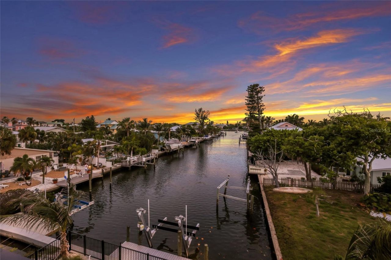 703 S Bay Boulevard, Anna Maria, FL 34216 Photo