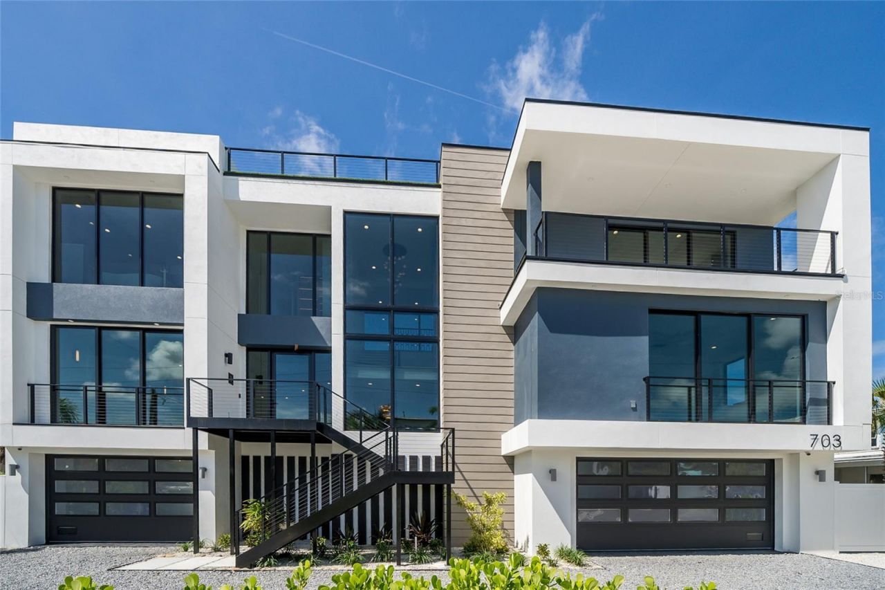 703 S Bay Boulevard, Anna Maria, FL 34216 Photo