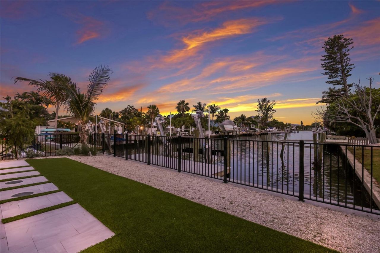 703 S Bay Boulevard, Anna Maria, FL 34216 Photo