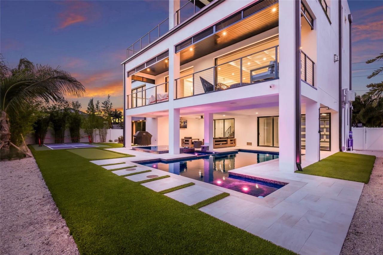 703 S Bay Boulevard, Anna Maria, FL 34216 Photo