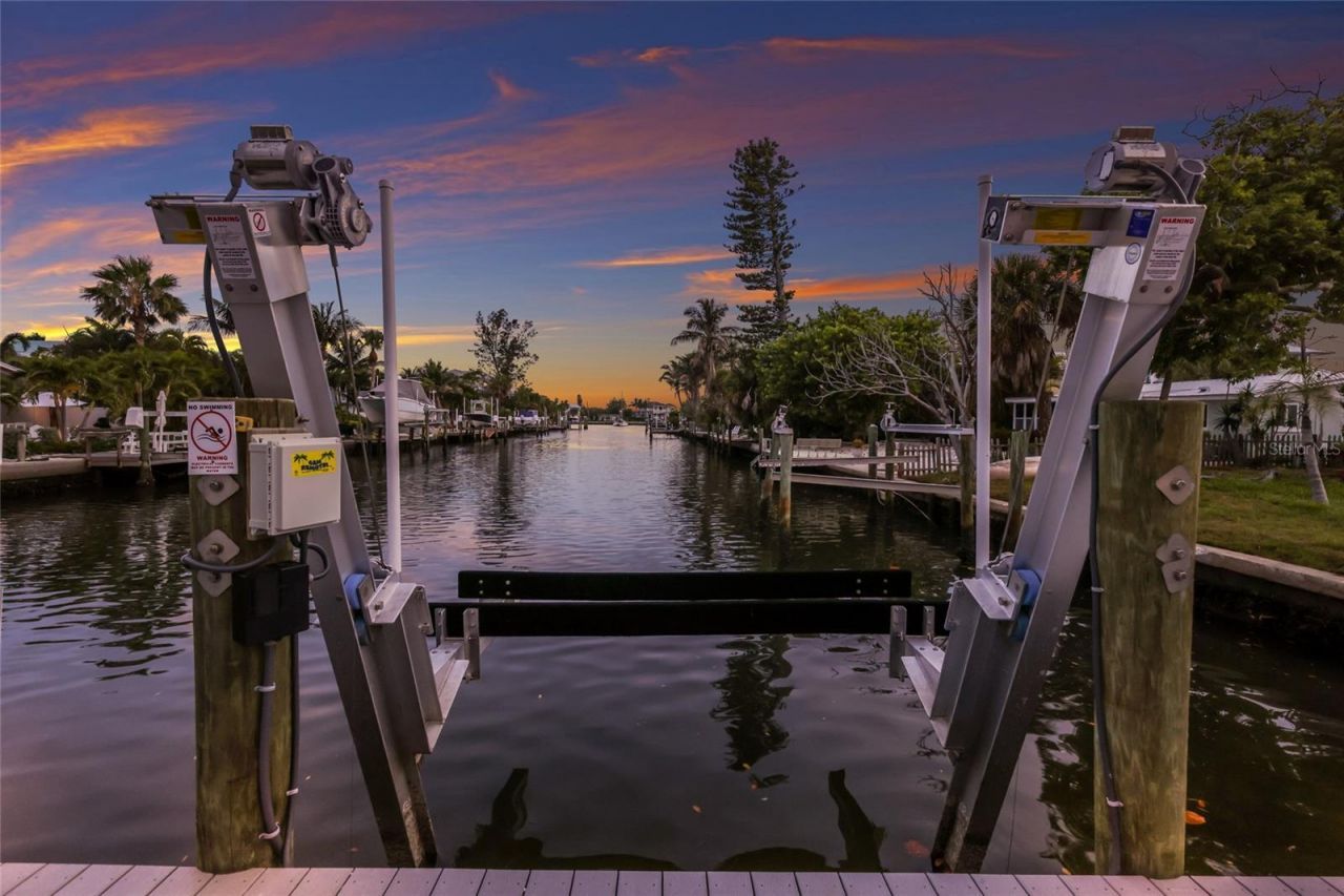 703 S Bay Boulevard, Anna Maria, FL 34216 Photo