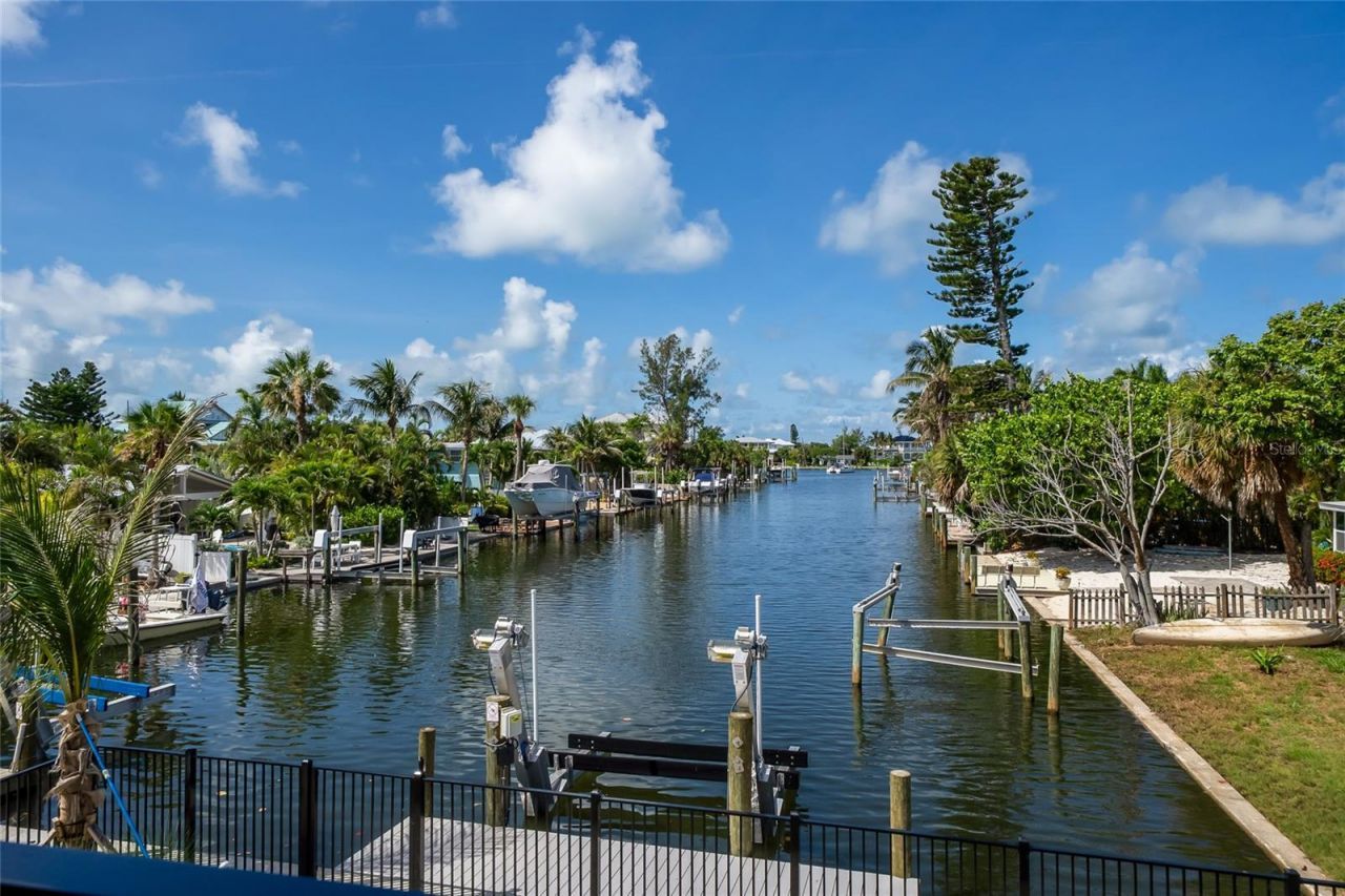 703 S Bay Boulevard, Anna Maria, FL 34216 Photo