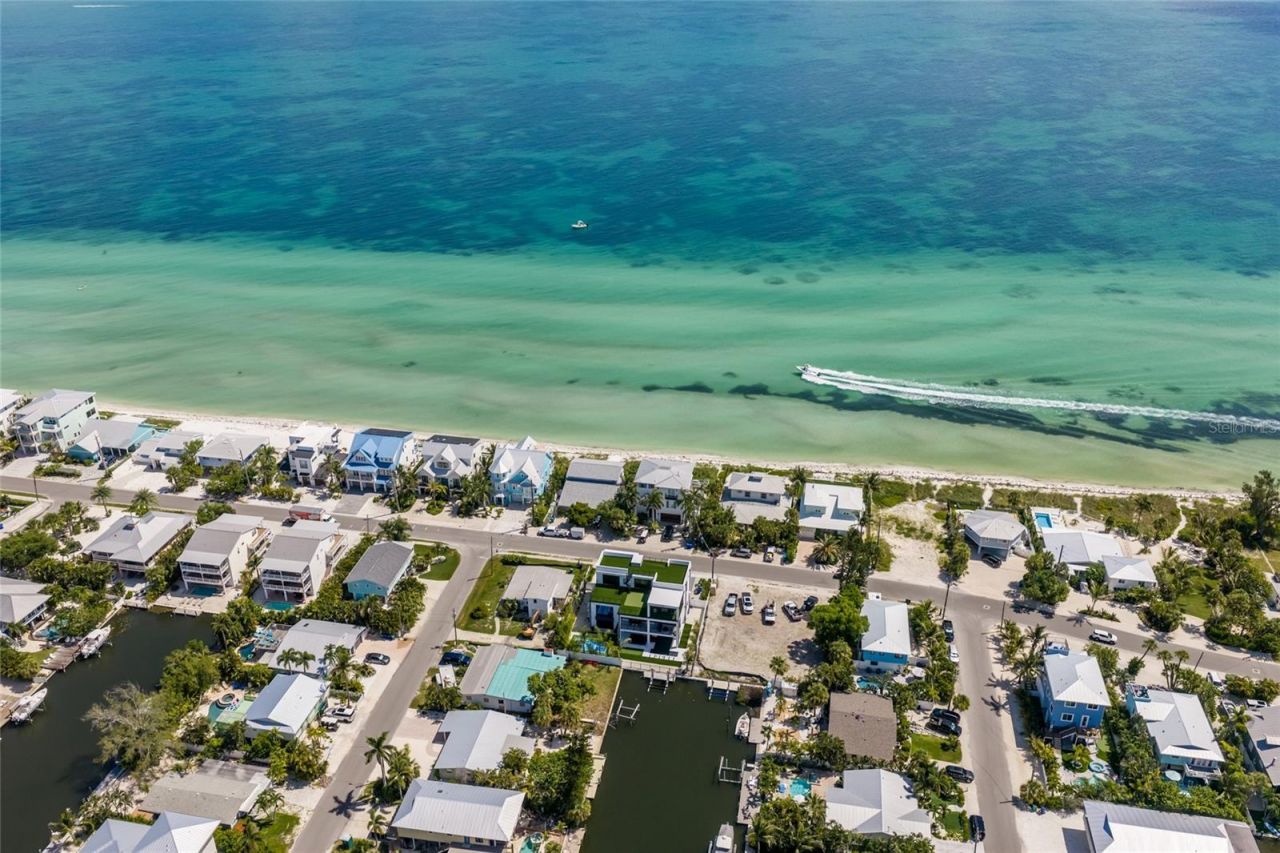 703 S Bay Boulevard, Anna Maria, FL 34216 Photo