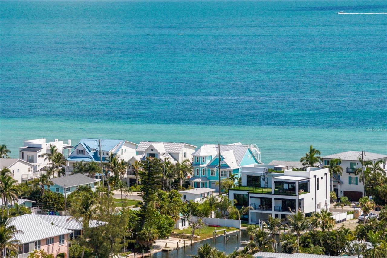 703 S Bay Boulevard, Anna Maria, FL 34216 Photo