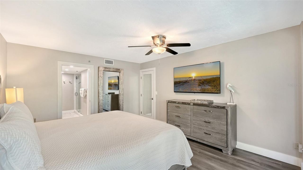 1001 Point Of Rocks Road , Unit 208, Sarasota, FL 34242 Photo