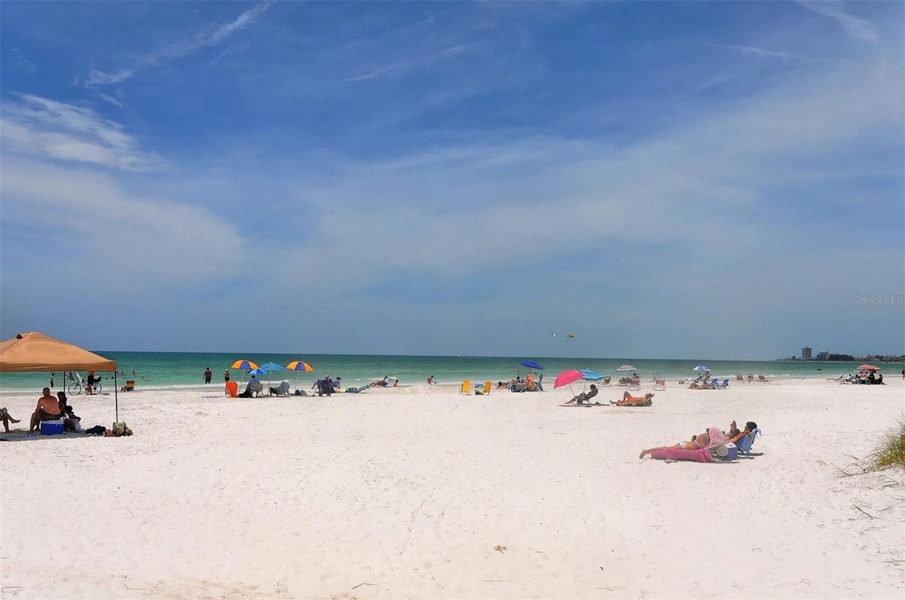 1001 Point Of Rocks Road , Unit 208, Sarasota, FL 34242 Photo