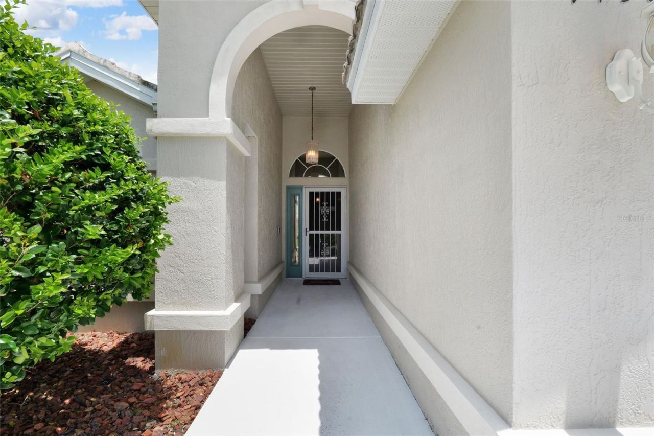 9450 Mississippi Run, Weeki Wachee, FL 34613 Photo