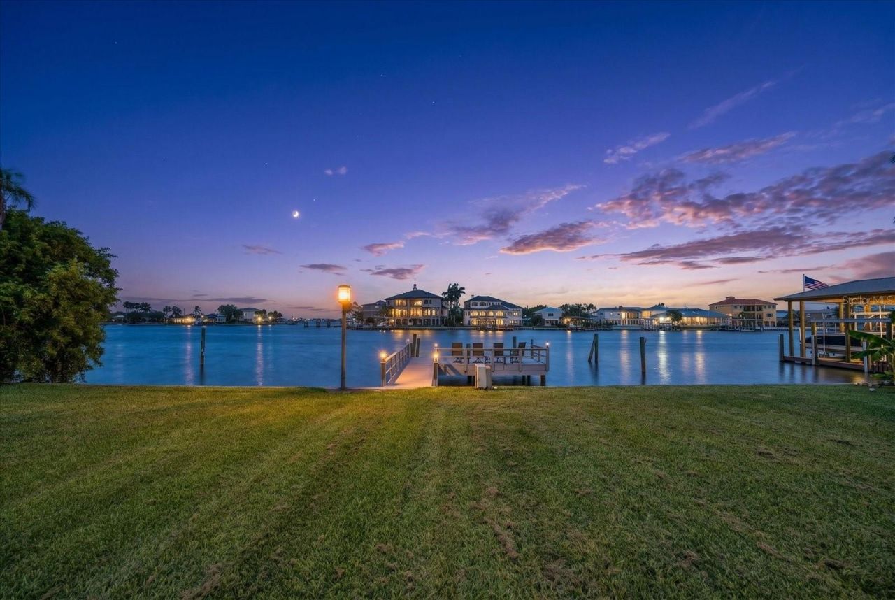 220 Harbor View Lane, Largo, FL 33770 Photo