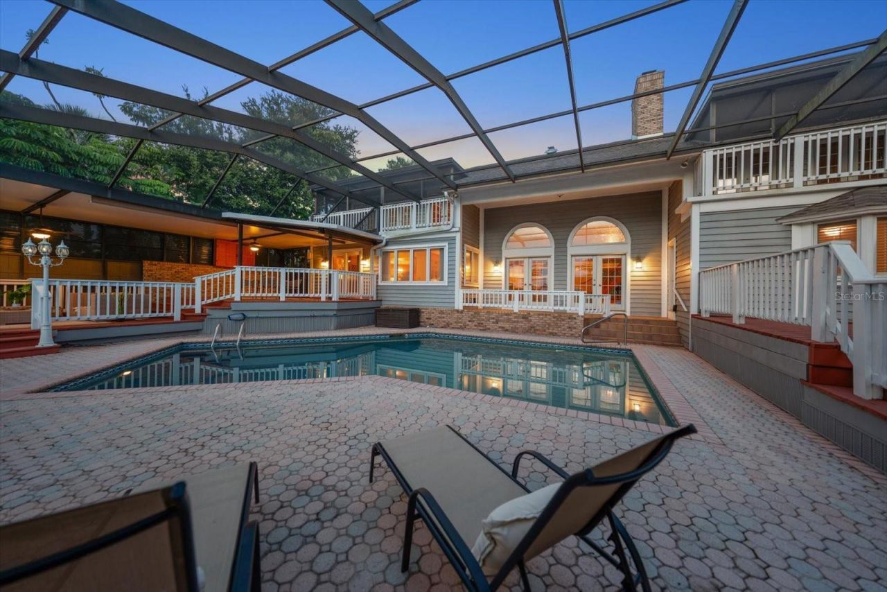 220 Harbor View Lane, Largo, FL 33770 Photo