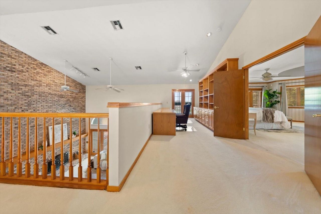 220 Harbor View Lane, Largo, FL 33770 Photo