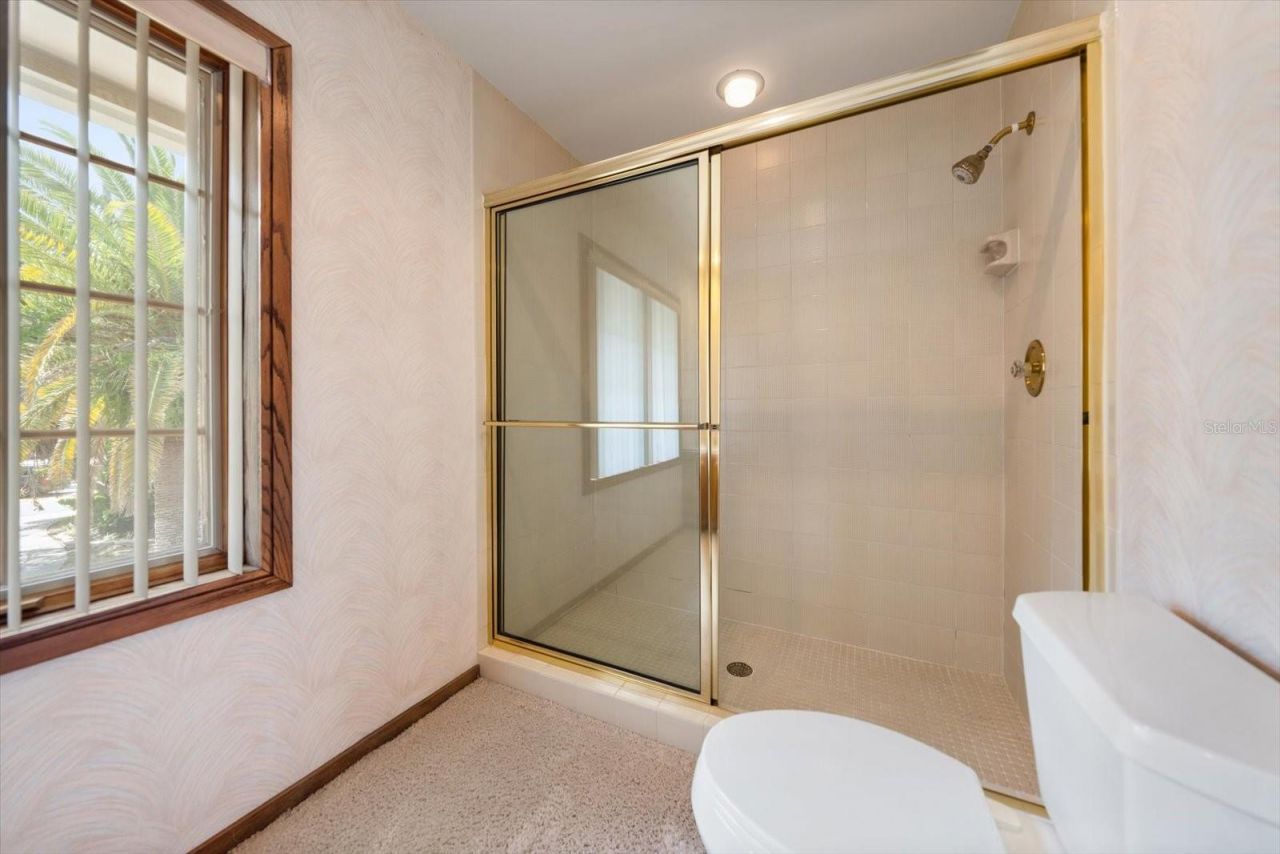 220 Harbor View Lane, Largo, FL 33770 Photo
