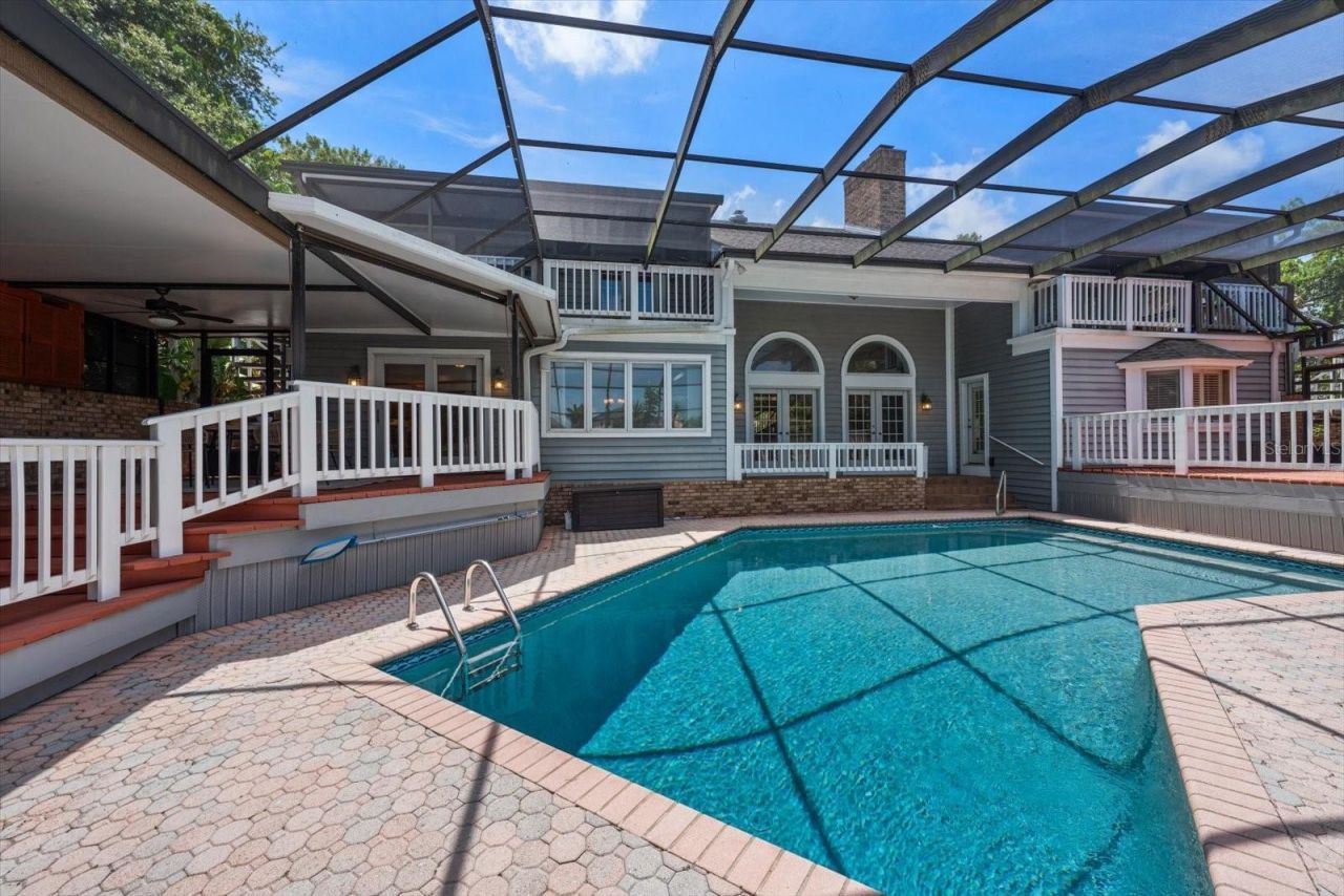 220 Harbor View Lane, Largo, FL 33770 Photo