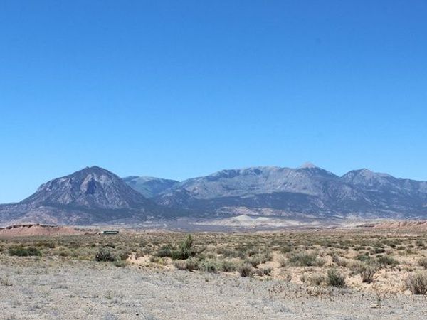 2521 E FAIRVIEW RANCH RD , Hanksville, UT 84734