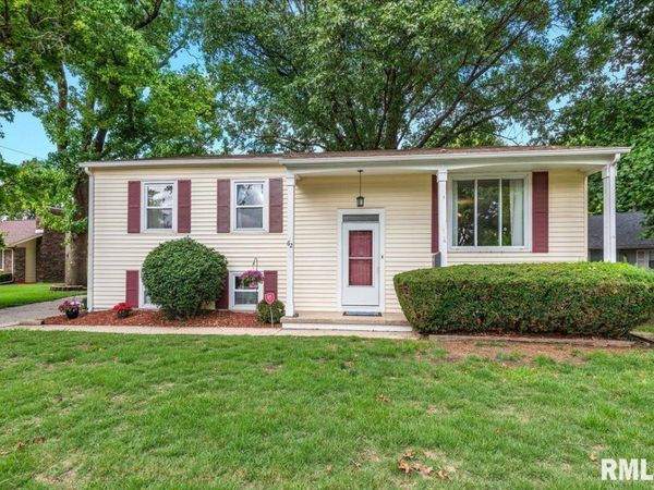 62 N OXFORD Road, Springfield, IL 62702