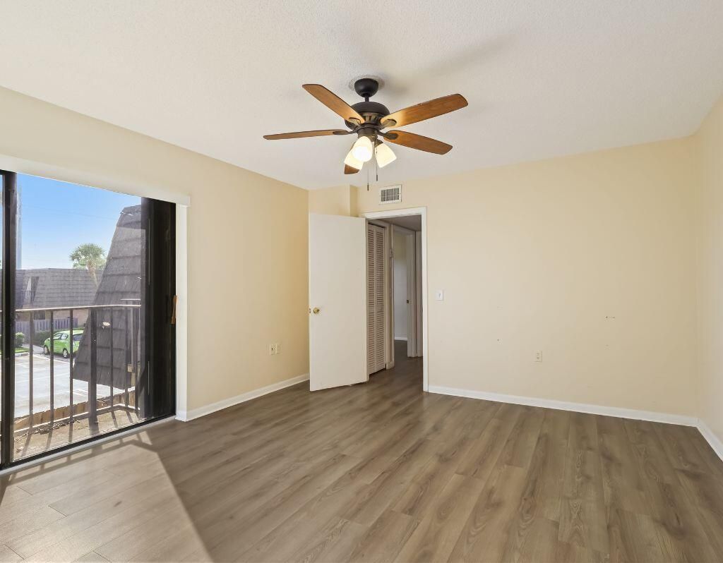 2229 22nd Way, West Palm Beach, FL 33407 Photo