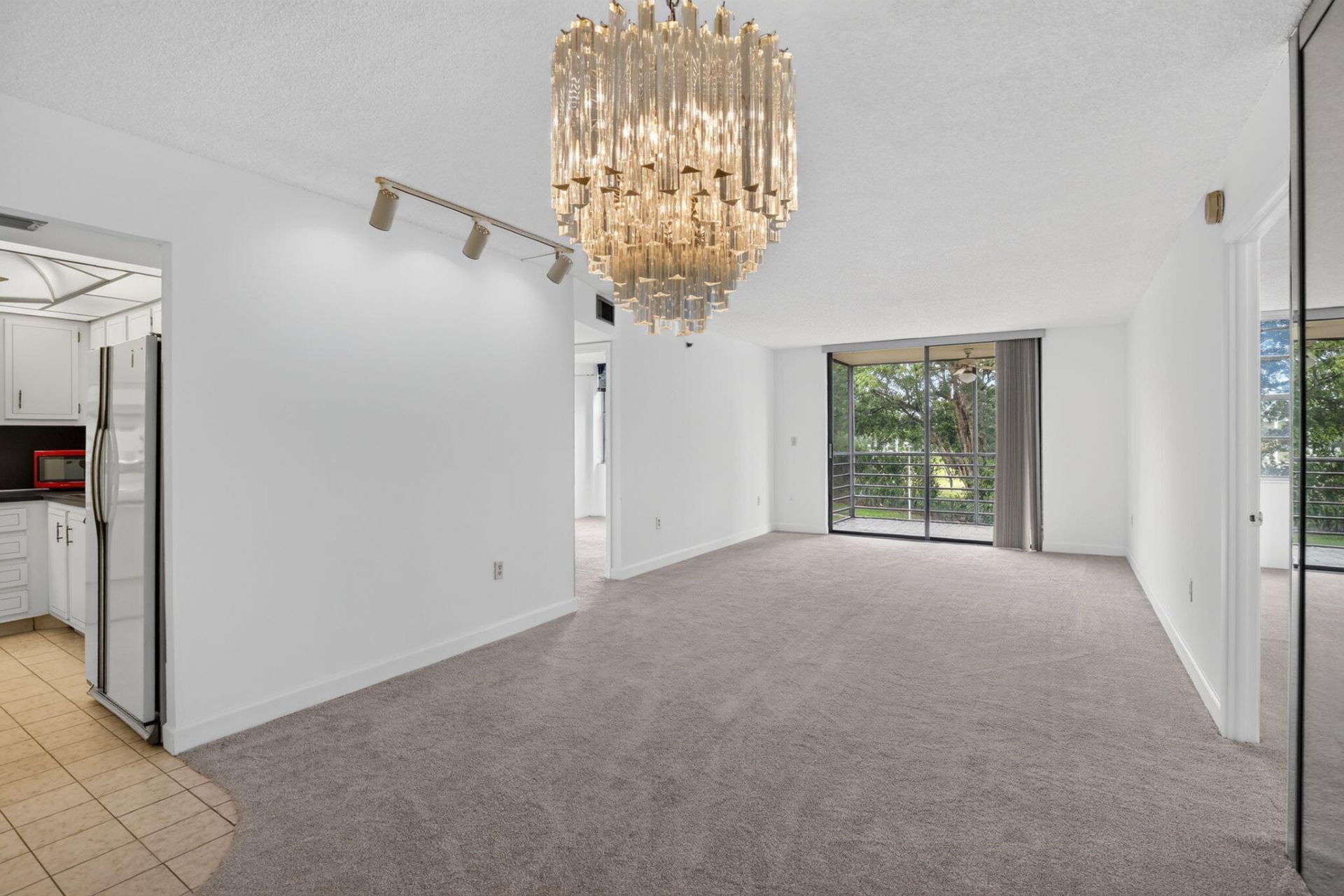 1100 Saint Charles Place, Unit 203, Pembroke Pines, FL 33026 Photo