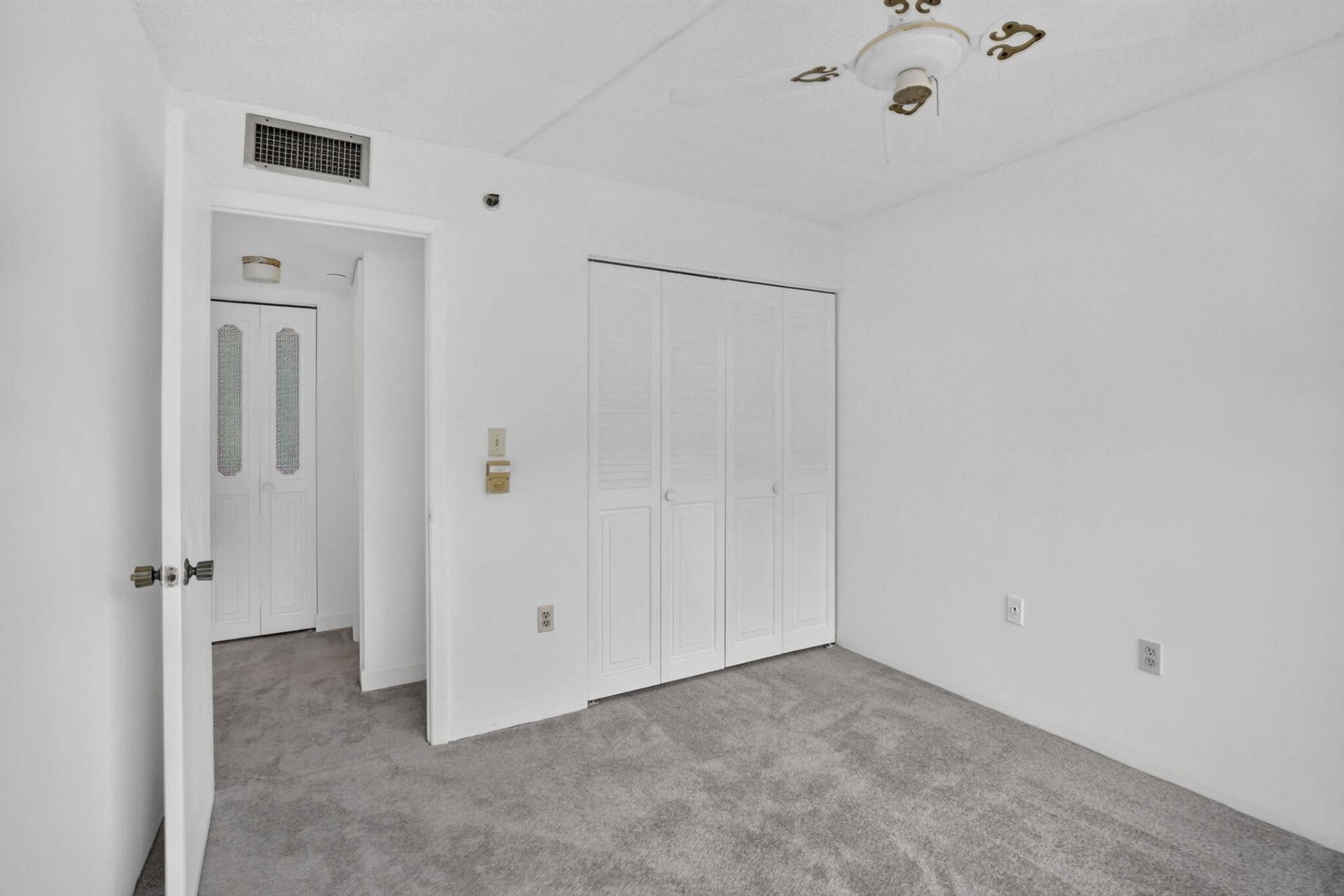 1100 Saint Charles Place, Unit 203, Pembroke Pines, FL 33026 Photo