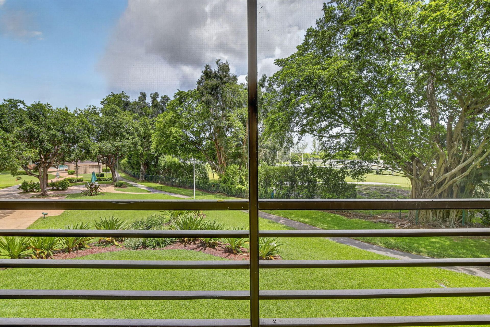 1100 Saint Charles Place, Unit 203, Pembroke Pines, FL 33026 Photo