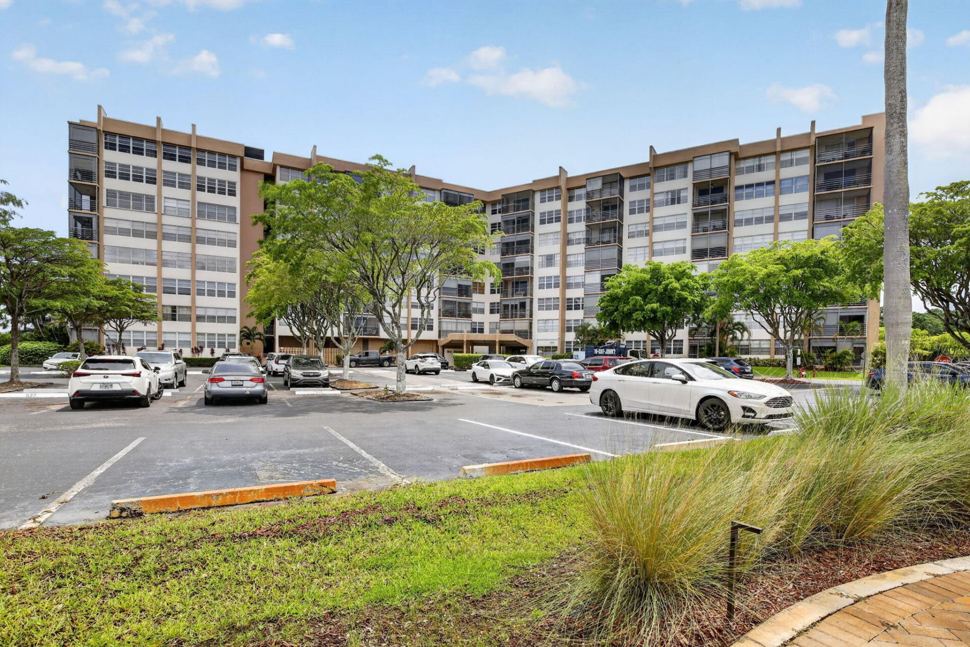 1100 Saint Charles Place, Unit 203, Pembroke Pines, FL 33026 Photo
