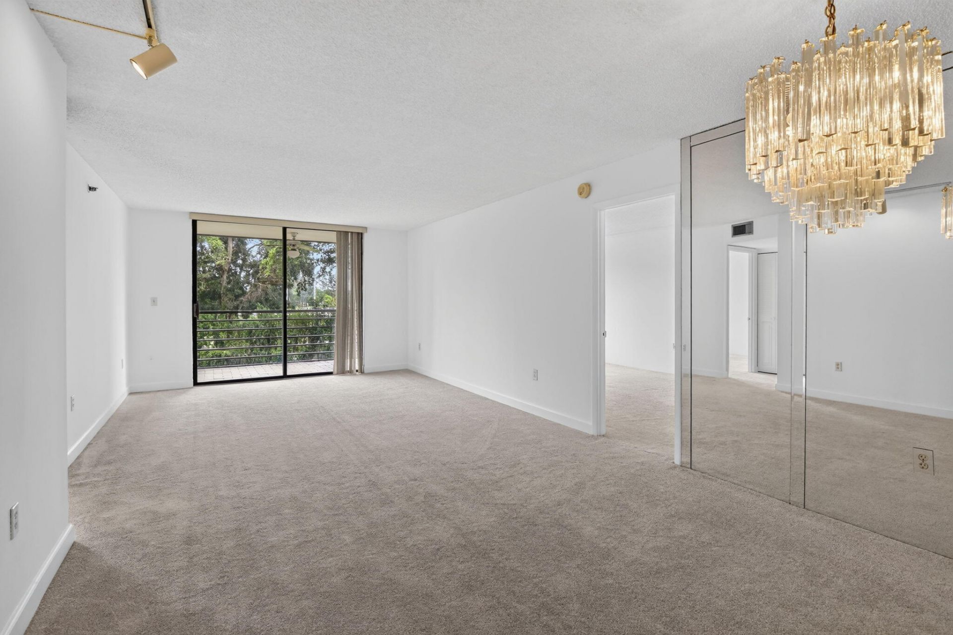 1100 Saint Charles Place, Unit 203, Pembroke Pines, FL 33026 Photo